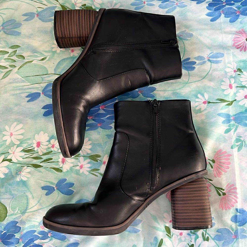 Korks Destiny Booties - 8.5 - Picture 3 of 10